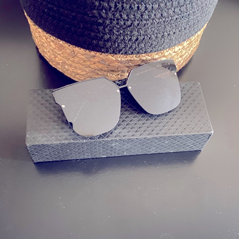Sunglasses ✨